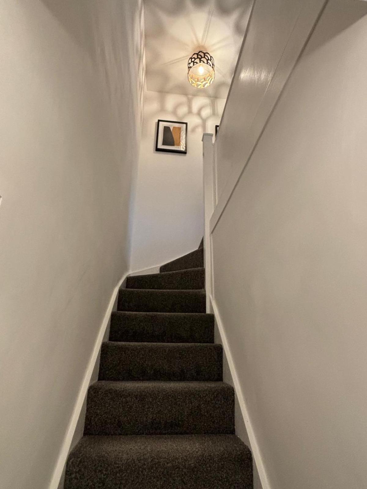 הוילה Stunning House - Sleeps 7 - 5 Mins Walk To Lincoln High Street - Parking - Wifi מראה חיצוני תמונה
