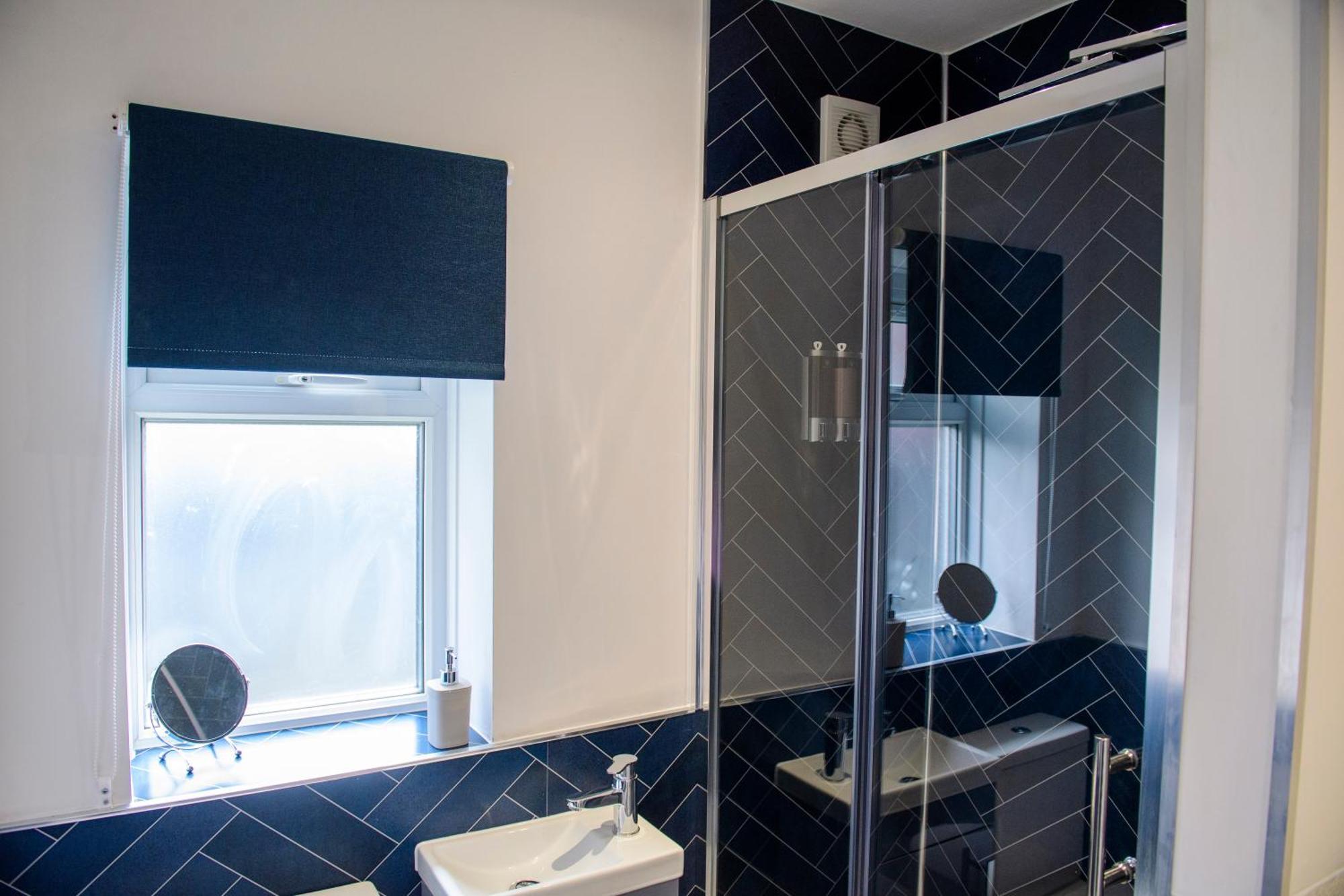 הוילה Stunning House - Sleeps 7 - 5 Mins Walk To Lincoln High Street - Parking - Wifi מראה חיצוני תמונה